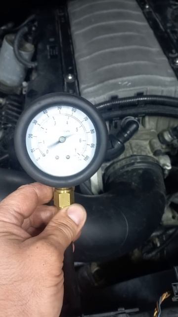 скачет давление масла двигатель n62 в чём причина ?