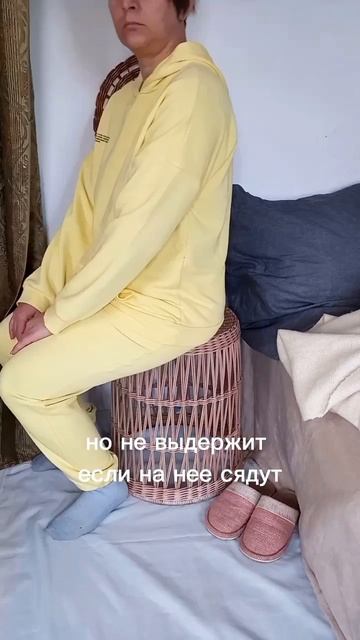 Корзина из бумажной лозы.Ажурная плетеная корзина.Хранение пледов подушек.