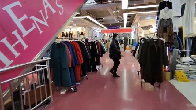 OPTOM AYOLLAR KIYIM KECHAKLAR BOZORI / XITOY BOZOR