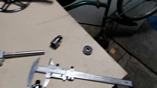 Устанавливаю в Аист каретку на промах/ Ремонтная каретка вместо чашек