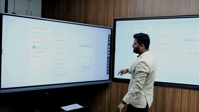 Maxhub VS Evota Interactive Touch Display | @TechSquadz