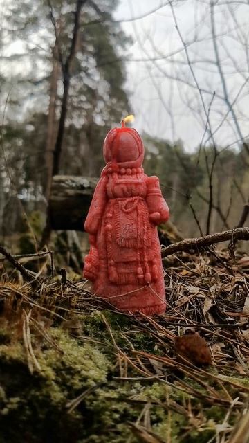 Свеча-оберег Берегиня Рябинка