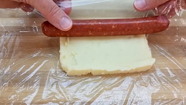 Колбаски в картофельной _шубке_ - дети их просто обожают и муж доволен_ простые идеи для завтрака.