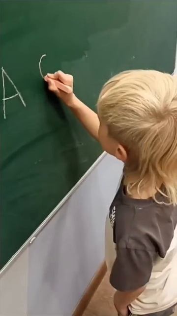 Видео от Начальная школа-детский сад Весёлые моржики