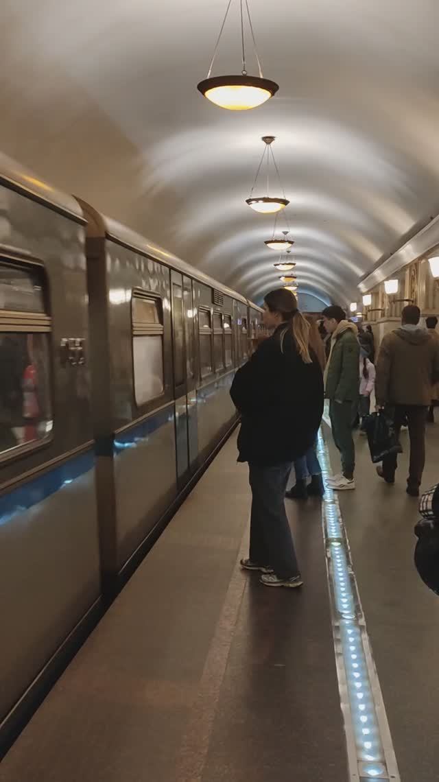 Ст.м.Электрозаводская🚇"Русич"🐶Собакевну увидели?😊#Москва#метро 21.03.2025