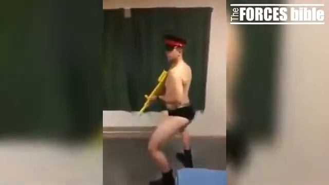 BRITISH ARMY SOLDIERS DANCING TO SATISFACTION Benni Benassy