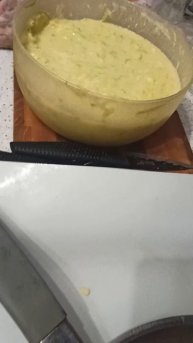 Блюдо дня- кабачковые оладушки.