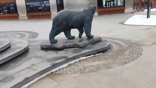 Памятник Федору Литке-русскому мореплавателю и исследователю Арктики в парке "Остров Фортов"