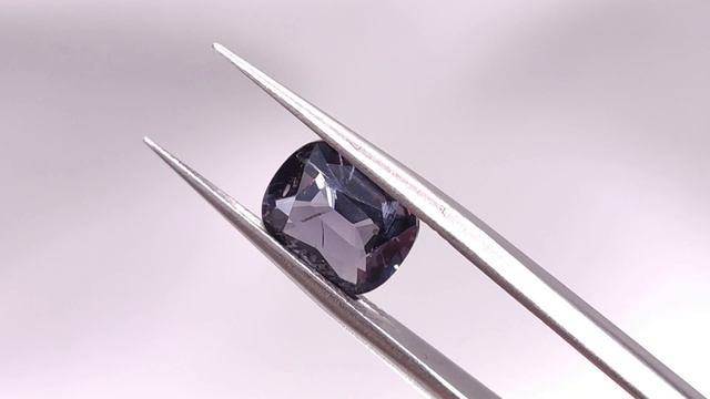 Шпинель грозовая, кушон 2.75 ct. Мьянма