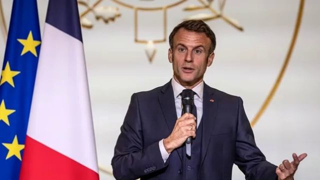 Макрон назвал ЕС меры для борьбы с пошлинами США.