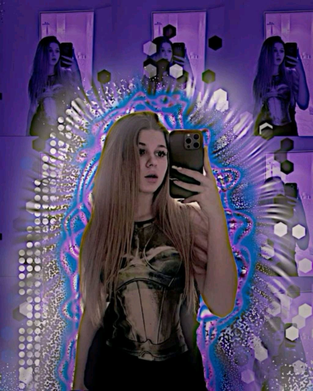 Гуляем с подругой и другом🤘🏻✅