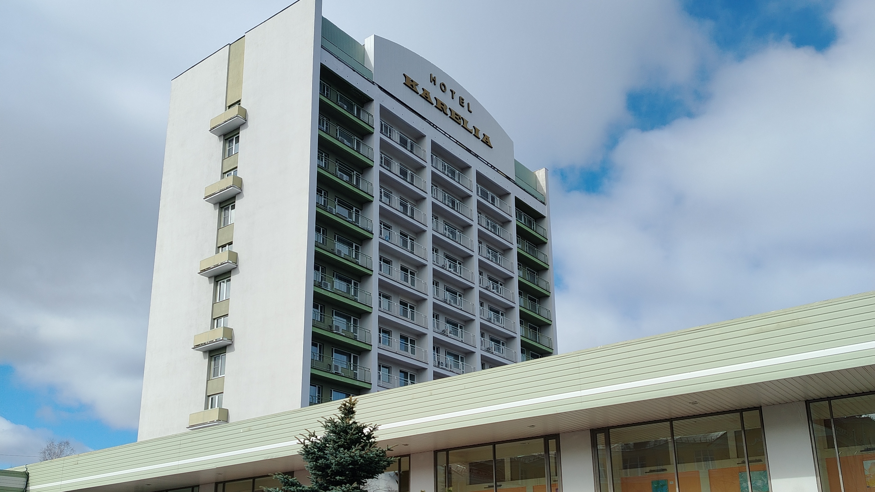 Выселение из Piter inn. Заселение в отель SPA Hotel Karelia 4 *. Spa центр. Гуляю по городу