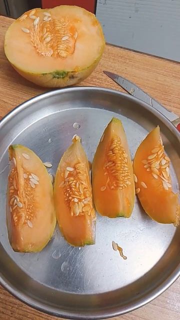 sliced cutting of melons fruit🥰#foodie #fruits