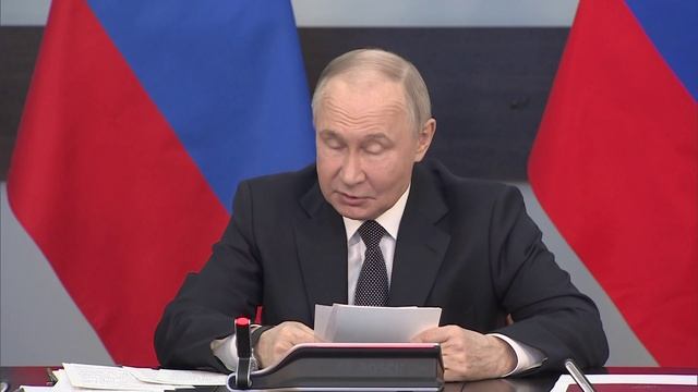«Гиперзвук, беспилотники и 49 новых кораблей» Путин утвердил стратегию ВМФ с бюджетом 8,4 трлн