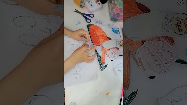 Распаковка мини линейки , тапочки, киндер сюрприз , телефон.