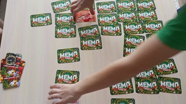 Играем в мемо тема:новый год❄🎄🎅