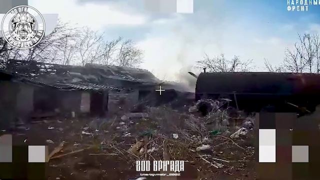 😁Из этого подвала выхода нет !!!
"Камикадзе" провели косметический ремонт вражьей "норки" !!!