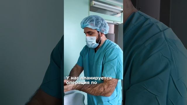 Врачи прооперировали ребенка с шестью пальцами