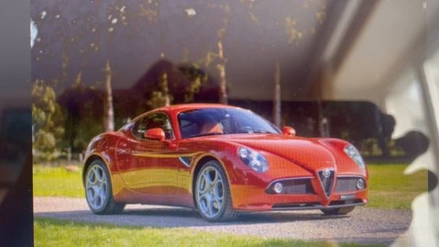 Обзор 2 красивых автомобилей Альфа-Ромео 8с 1930 х и 2000 х годов