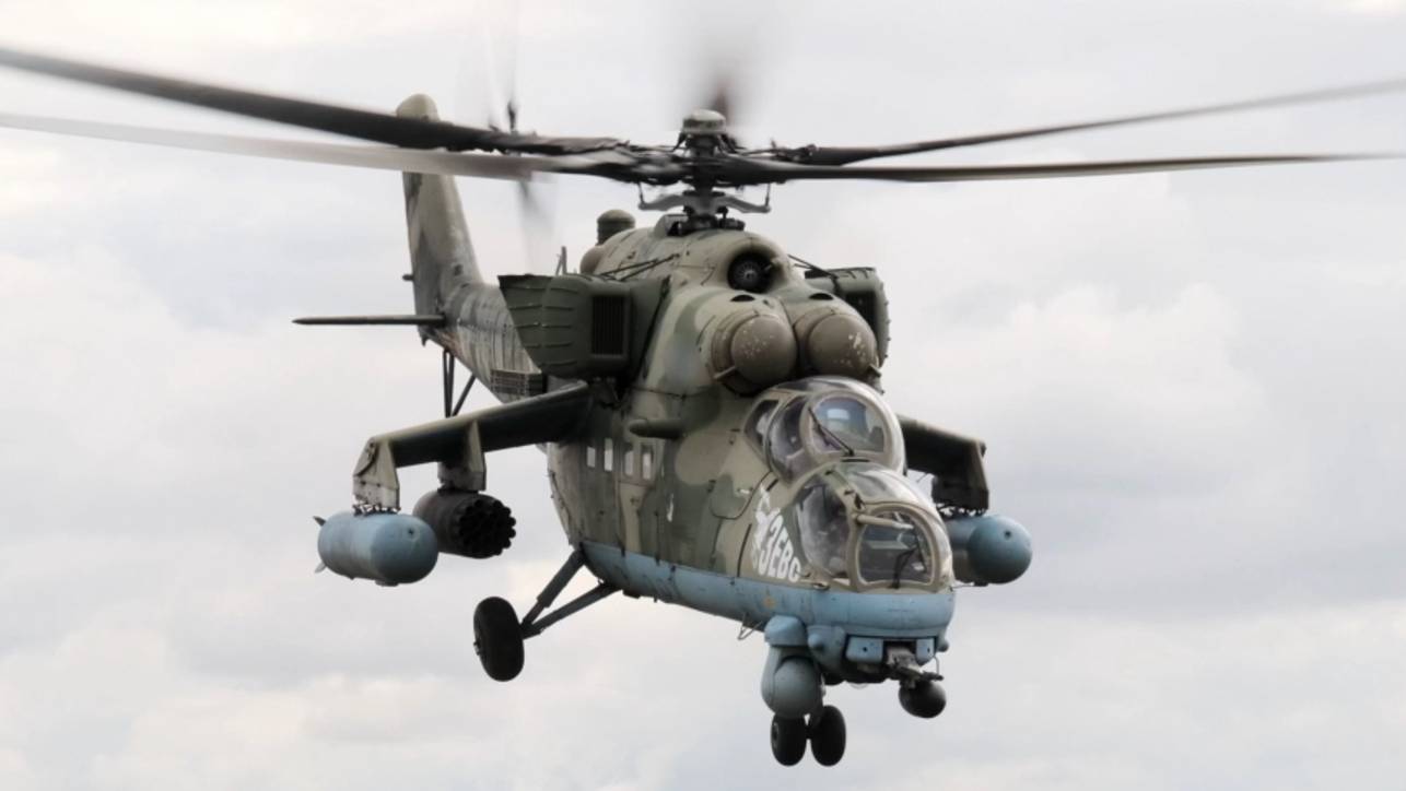 Ми-35М разгромил группировку ВСУ в Курской области. Лучшее видео из зоны СВО