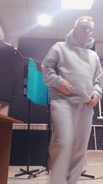 BROOK - "UNPACKING" 16.04