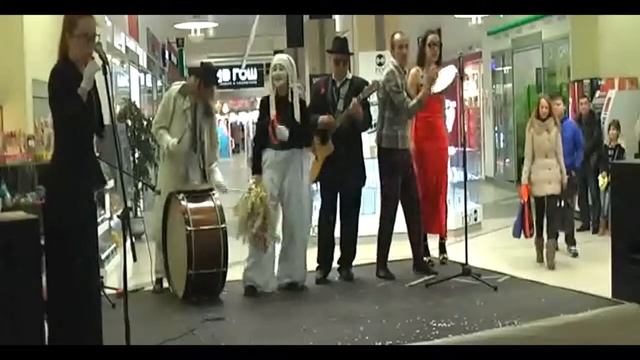 УЛИЧНЫЕ ТЕАТРЫ