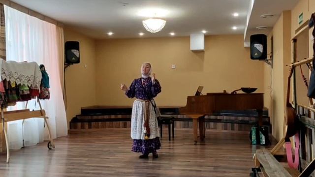 песня Орловской области времён ВОВ "Вьётся, вьётся вдаль моя дороженька", исполняет Седых О.В.