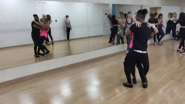 Aventura - Dile Al Amor - Edelmiro Bachata Classes 29.08.19