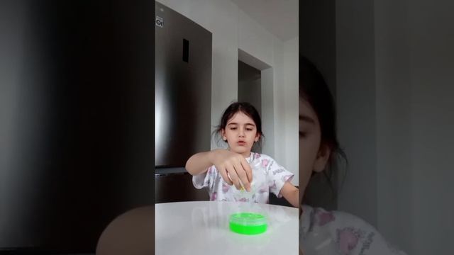 Мега Лизун 💚