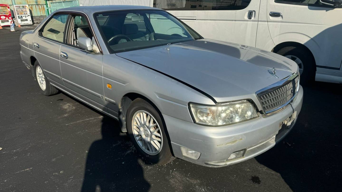 SY810 NISSAN LAUREL HC35-082290 RB20DE AT 2WD (ODO: 74 730km)
