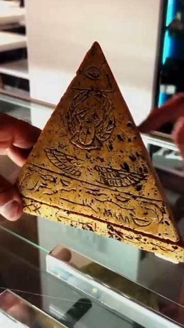 Загадочный треугольник из иранской пещеры
