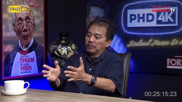 ROY SURYO KEJAR PEMBUKTIAN IJAZAH PALSU JOKOWI