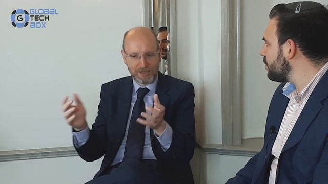 Exploring Innovation – Part #2: Getting the Bigger Picture at HSBC with Dr. David Knott
