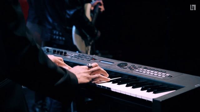 EMBÍ - Highway (Live at Berklee)