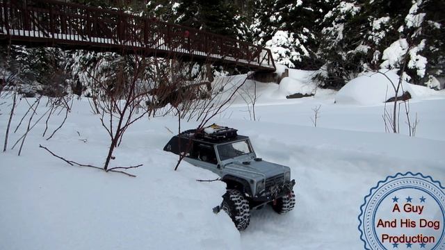 Axial Racing SCX10 Dingo... Manuels River Snow run