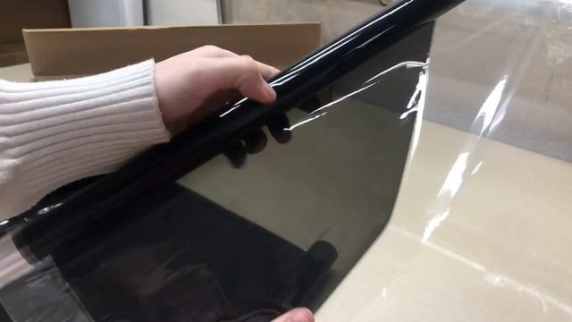 Комплект съемной силиконовой тонировки на передние боковые стекла
Вырезанно под модель автомобиля