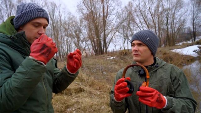 мы ДОСТАЛИ СО ДНА SPRUNKI поисковым МАГНИТОМ во время МАГНИТНОЙ РЫБАЛКИ!