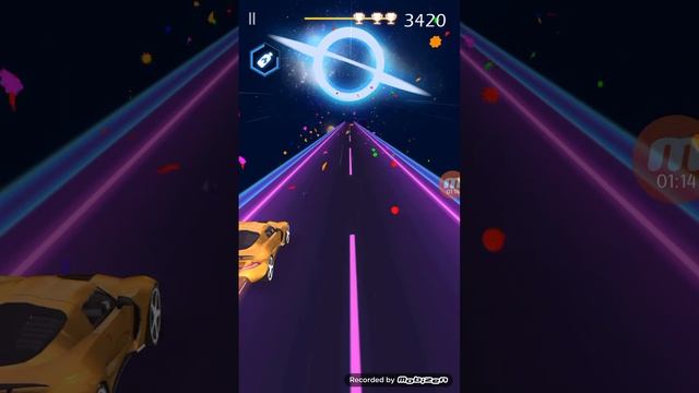 Играю в бит гонка