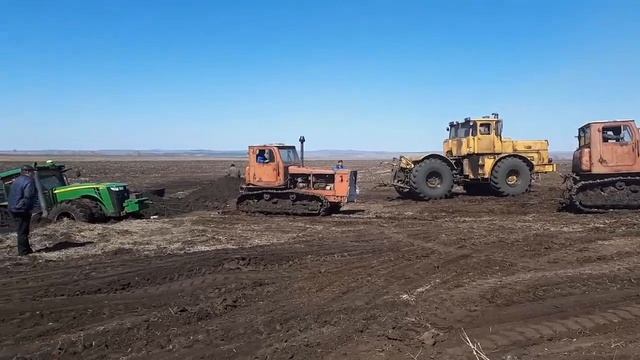 алтаец и кировец-мощь