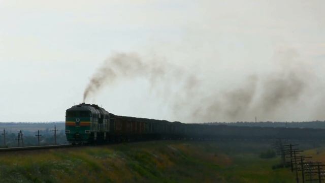 2ТЭ116-743 тяжёлый товарняк берёт подъём на перегоне Гусарка - Магедово