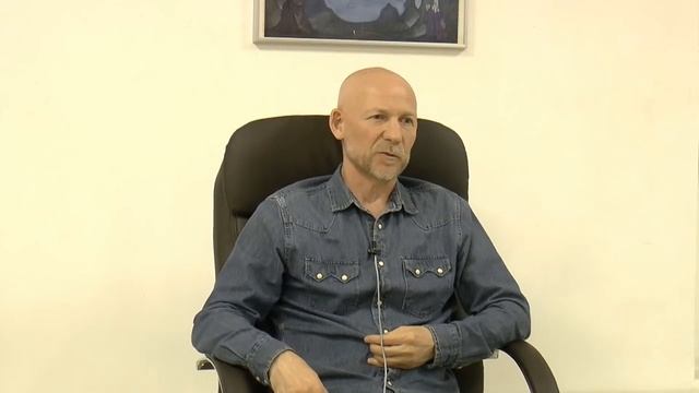 Зачем нужен весь этот спектакль