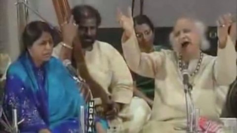 Raga Bhairavi - Sumiran Kar Le (live) - Pandit Jasraj and Dr and Mrs L Subramaniam