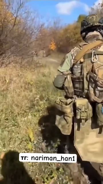 За Вас, ребята, молится страна