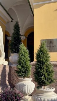 Дом со львами, дом Лобанова-Ростовского на Воскресенском проспекте в Санкт-Петербурге