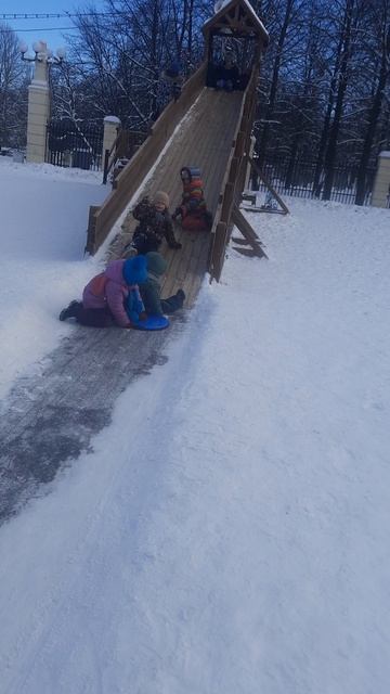 горка площадь металлургов