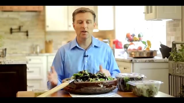 Dr. Berg рассказывает "Польза_зелени_для_организма_｜Сколько нужно есть салата в день"
