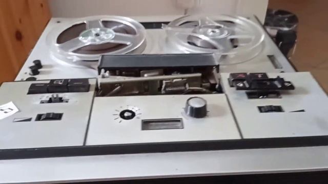 Chekoslovakian Tesla, reel to reel tape player