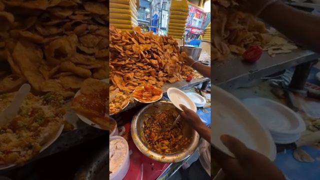 Street food.  Уличная еда со всего земного шара. Чипсы с чем-то