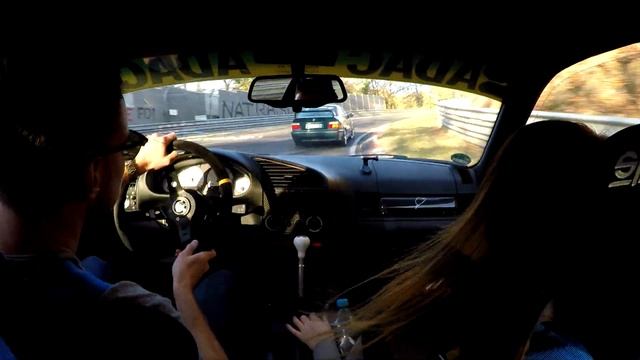 BMW E36 M3 3.0 vs. fast BMW E36 M3 3.2 / Nürburgring Nordschleife / Touristenfahrten 21.10.2018