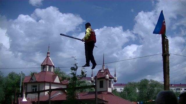 Лизгинка на канате Азербайджанцев.